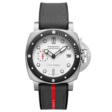 Panerai Submersible Luna Rossa Pam01579 PAM 01579